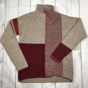 Soft And Warm Sweater Size Small (woman’s)
